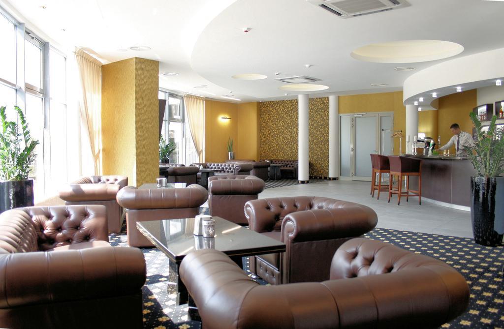 Hotel Business Faltom Gdynia Rumia Dış mekan fotoğraf
