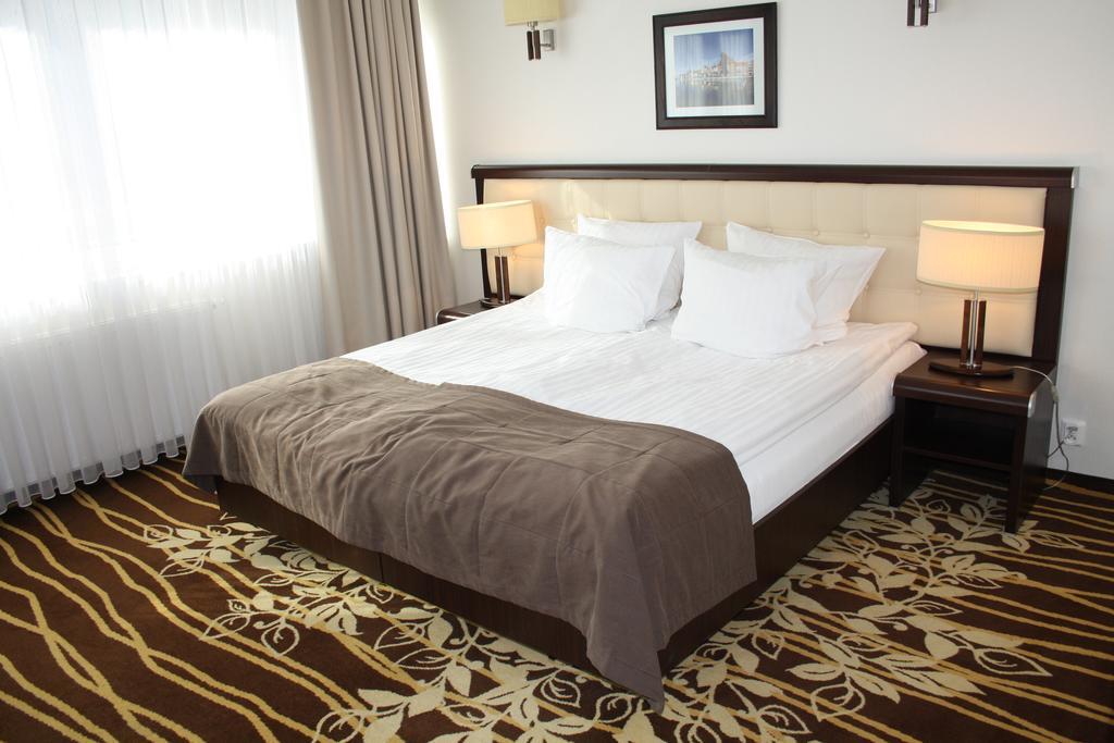 Hotel Business Faltom Gdynia Rumia Dış mekan fotoğraf